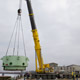 Автокран Liebherr LTM 1500 на разгрузке деталей АЭС в Калининградской области