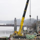 Автокран Liebherr LTM 1500 на разгрузке деталей АЭС в Калининградской области
