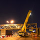 Автокран Liebherr LTM 1500 на монтаже пешеходного моста