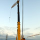 Автокран Liebherr LTM 1500 на сборке башенных кранов