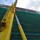 Автокран Liebherr LTM 1250 на монтаже системы вентиляции в Москве