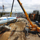 Установка на постамент самолета Ил-62 в Шереметьево (автокраны Liebherr LTM 1350 и LTM 1500)